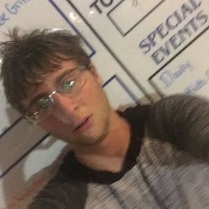 Meet your Posher, Hunter